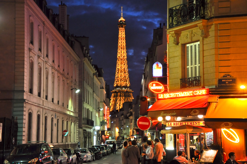 Cena en la Torre Eiffel, Entrada al Moulin Rouge y Crucero